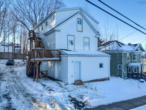 66 Lyman St, Truro, NS, B2N4S2 | Card Image