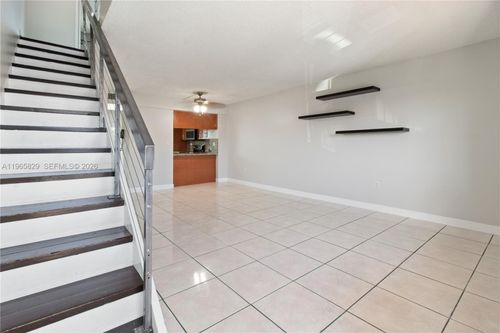 apt-14203-2162 W 60th St, Hialeah, FL, 33016-2620 | Card Image