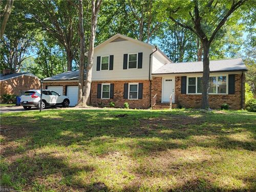 4109 Timberland Dr, Portsmouth, VA, 23703-1929 | Card Image