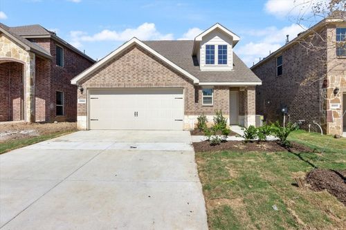 3902 Oak Creek Cir, Denison, TX, 75020-8002 | Card Image
