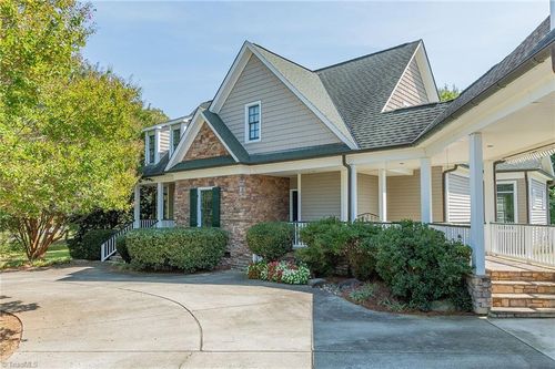 6602 Coltrane Mill Rd, Greensboro, NC, 27406-8817 | Card Image