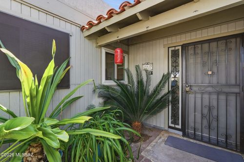 261 N Calle Del Lago, Green Valley, AZ, 85614 | Card Image