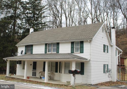 956 Toad Valley Rd, GLEN ROCK, PA, 17327-8296 | Card Image