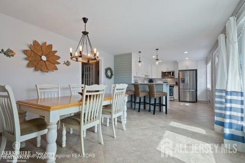 347 Highway 35 S, MANTOLOKING, NJ, 08738-1028 | Card Image