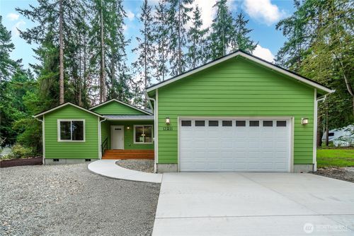 17911 Clearland Blvd Se, Yelm, WA, 98597-9047 | Card Image