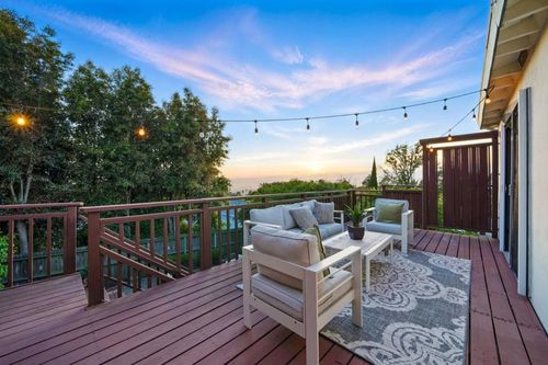 6532 Claremont Ave, Richmond, CA, 94805-2043 | Card Image
