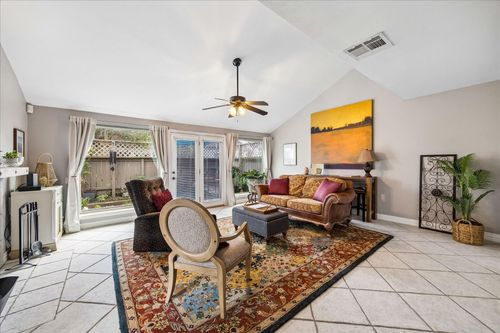 11521 Riverview Dr, Houston, TX, 77077-3240 | Card Image