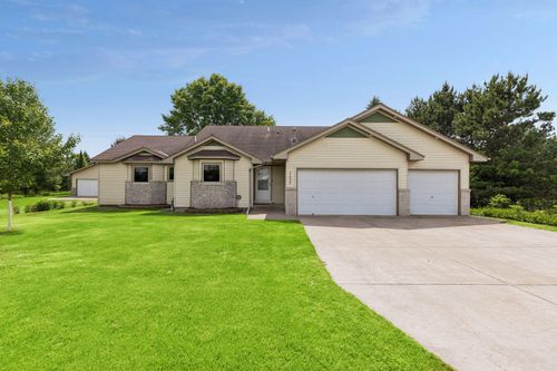 21030 W Linwood Dr Ne, Wyoming, MN, 55092-8417 | Card Image
