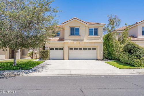 15621 Harte Ln, Moorpark, CA, 93021-3259 | Card Image