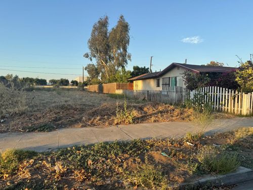 1730 C St, Fresno, CA, 93706-1930 | Card Image