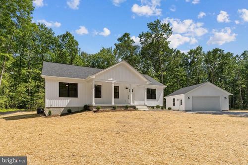 8 Shady Oaks Lane, LOUISA, VA, 23093 | Card Image