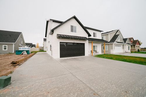 357 W Posies Dr, Garden City, UT, 84028-7830 | Card Image