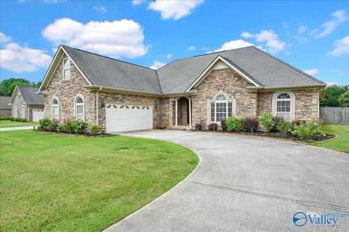 4017 Saddlehorn Bnd Sw, Decatur, AL, 35603-3228 | Card Image