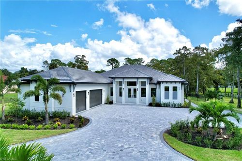 428 21st St Sw, Naples, FL, 34117-3208 | Card Image