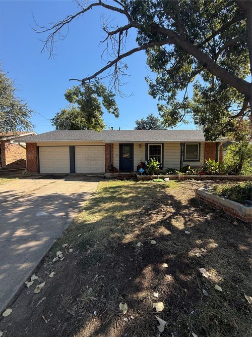 3424 Cardinal Ln, Irving, TX, 75062-3030 | Card Image