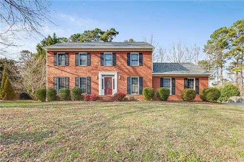 4365 Burnleigh Chase Ne, Roswell, GA, 30075-1935 | Card Image