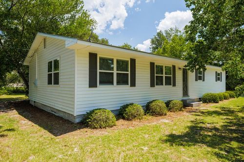 1125 Mj Taylor Rd, Adel, GA, 31620-7128 | Card Image