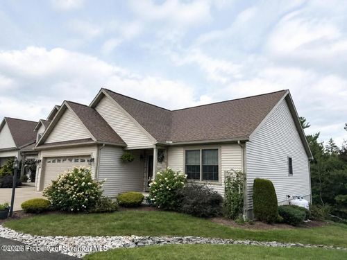 90 Grandview Dr, Tunkhannock, PA, 18657-9304 | Card Image