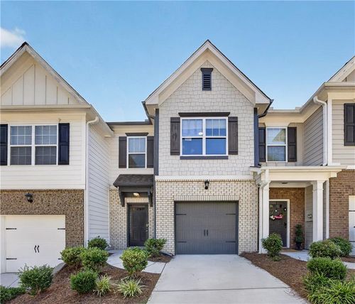 124 Chastain Way, Newnan, GA, 30263-8624 | Card Image