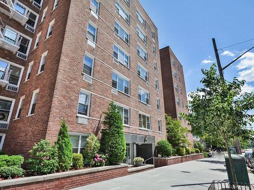 5c-6300 Riverdale Ave, Bronx, NY, 10471-1049 | Card Image