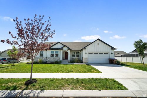 4646 N Kings Peak Way, Eagle Mountain, UT, 84005-5327 | Card Image