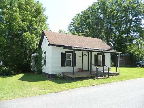 649 Spruce St, Marion, VA, 24354-3725 | Card Image