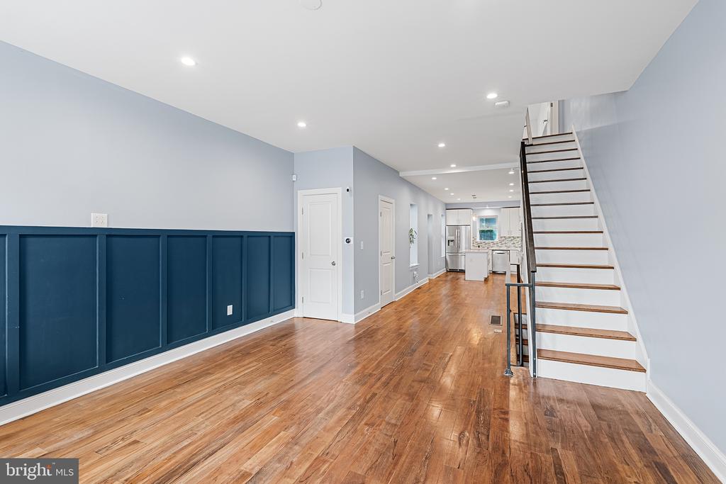 Residential in PHILADELPHIA 4