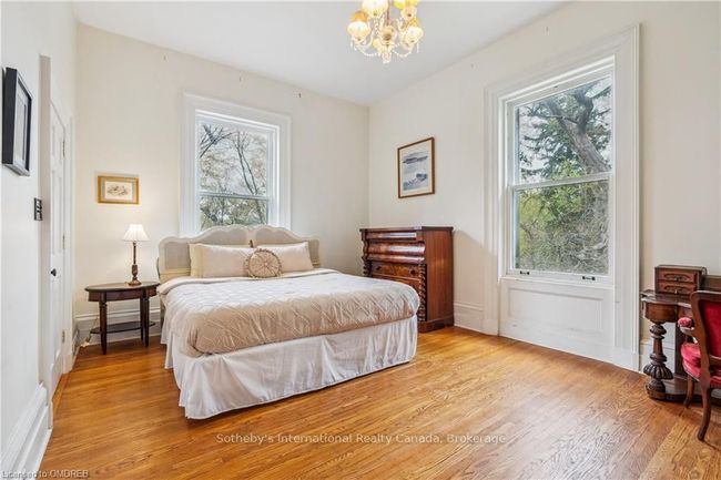 30 South St W, House other with 6 bedrooms, 4 bathrooms and 7 parking in Dundas ON | Image 31