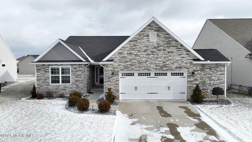 6103 Double Eagle Ct, Waterville, OH, 43566-8719 | Card Image