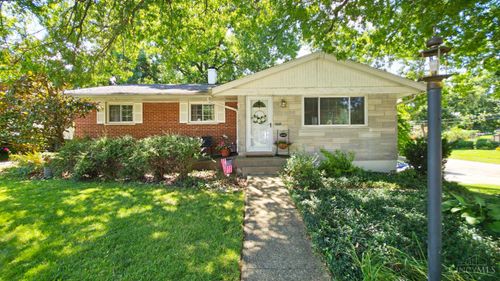 5615 Sprucewood Dr, Cincinnati, OH, 45239 | Card Image