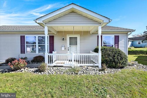 340 Tow Path Ln, PINE GROVE, PA, 17963-9796 | Card Image