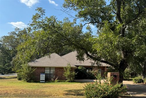 6023 Melrose Cir, Granbury, TX, 76049-4221 | Card Image