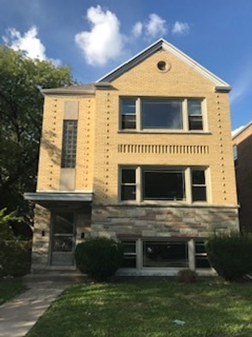 garden-2918 Marquette Rd, Chicago, IL, 60629-2924 | Card Image