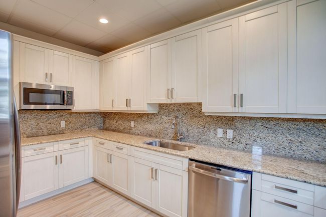 92 Palmetto Ln, House other with 4 bedrooms, 3 bathrooms and null parking in Royal Palm Beach FL | Image 74