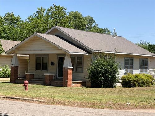 302 N Hill St, Hobart, OK, 73651-2420 | Card Image