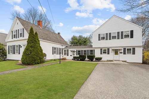 375-379 Webster St, Rockland, MA, 02370-1213 | Card Image