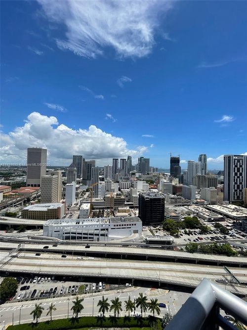 apt-3207-350 S Miami Ave, Miami, FL, 33130-1933 | Card Image