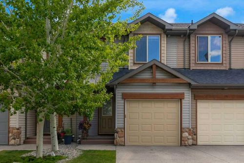 402-413 River Ave, Cochrane, AB, T4C0P2 | Card Image