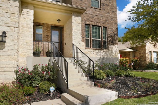 228 Comanche Trl, House other with 4 bedrooms, 3 bathrooms and null parking in Cibolo TX | Image 4