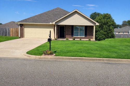 460 Cotton Lakes Boulevard, Wetumpka, AL, 36092 | Card Image