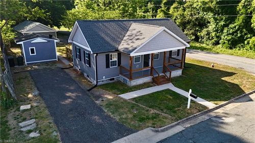 718 James St, Burlington, NC, 27217-6010 | Card Image