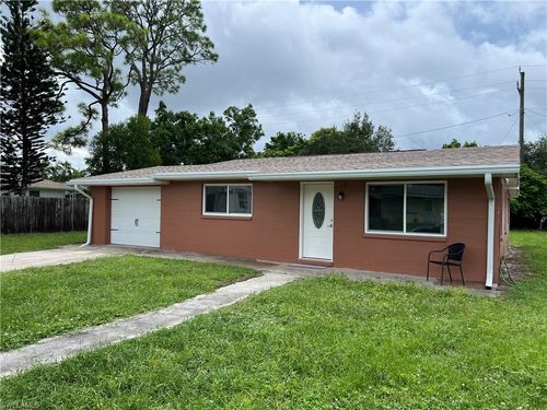 9007 Somerset Ln, BONITA SPRINGS, FL, 34135-3529 | Card Image