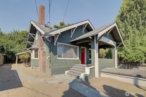 8109 50th Avenue S, Seattle, WA, 98118 | Card Image