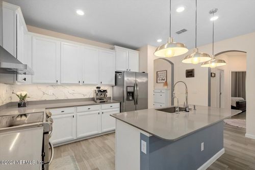 10171 Nala Ln, JACKSONVILLE, FL, 32218-8535 | Card Image