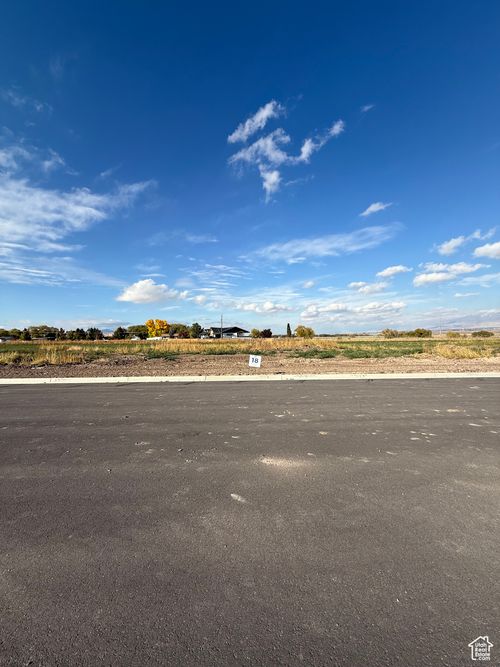 18-59 W 1050 N, Mendon, UT, 84325 | Card Image