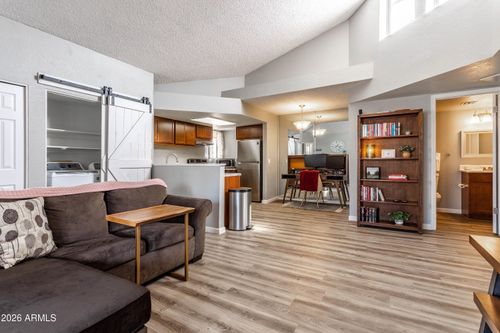 229-16402 N 31st St, Phoenix, AZ, 85032-3092 | Card Image