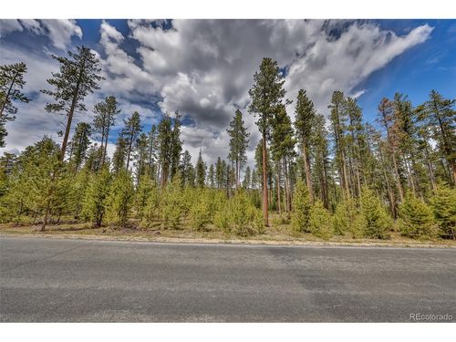 320 Mountain Peak Rd, Tabernash, CO, 80478-5392 | Card Image