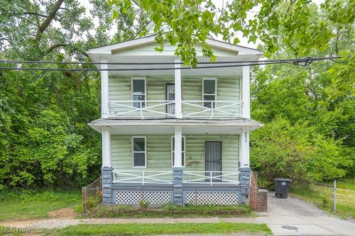 8023 Kosciuszko Ave, Cleveland, OH, 44103-2257 | Card Image