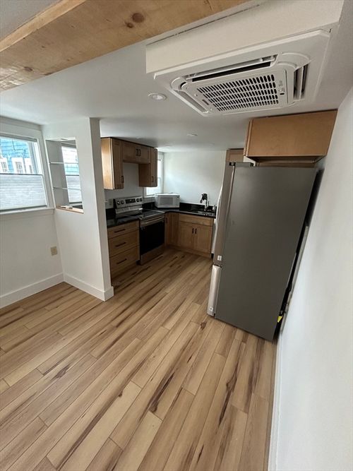 a-11 Middle Rd, Rockport, MA, 01966-1608 | Card Image