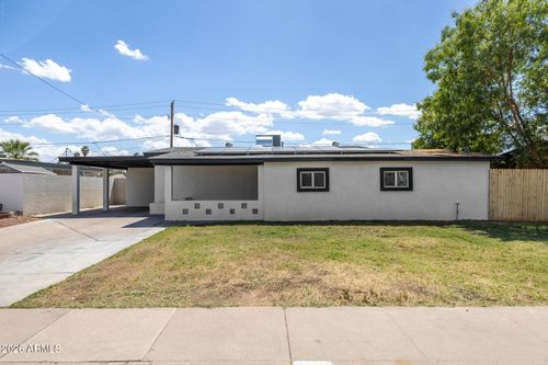 7601 W Sheila Ln, Phoenix, AZ, 85033-4216 | Card Image